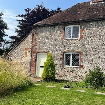 Wish End Cottage Ratton Exteriör bild