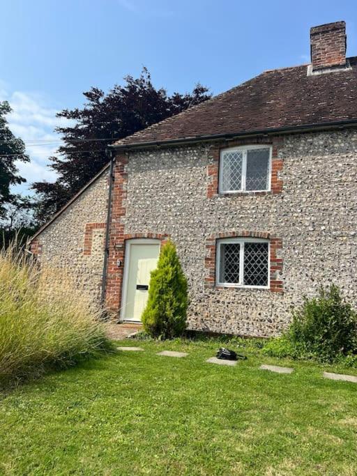 Wish End Cottage Ratton Exteriör bild